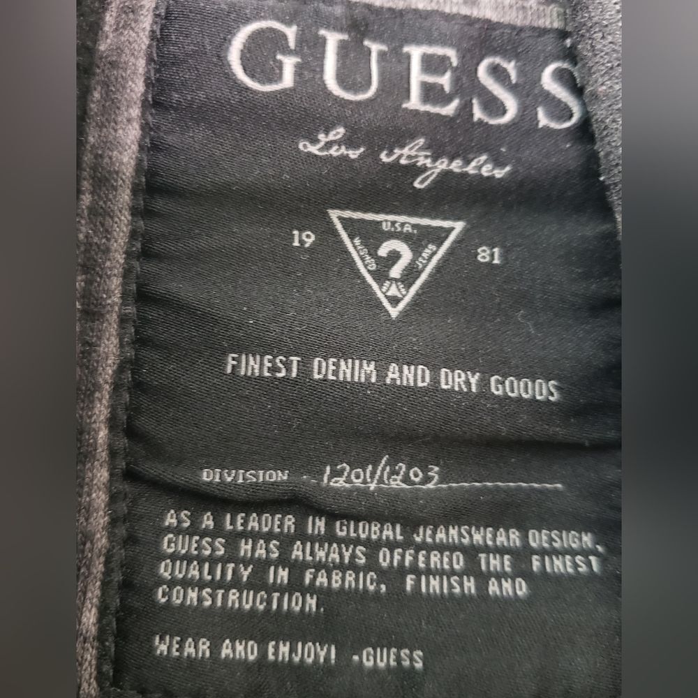 Guess Pullover - Picture 6 of 7